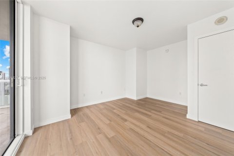 Купить кондоминиум в Майами, Флорида 2 спальни, 116.69м2, № 2154834 - фото 16