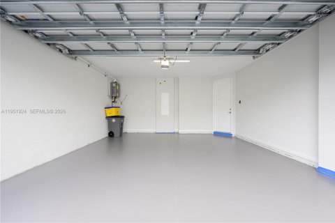 Снять в аренду таунхаус в Уэстлейк, Флорида 3 спальни, 155.8м2, № 2006414 - фото 15