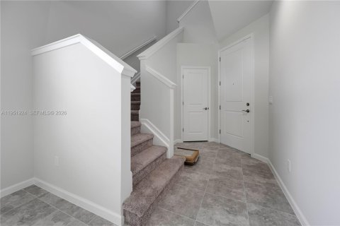 Снять в аренду таунхаус в Уэстлейк, Флорида 3 спальни, 155.8м2, № 2006414 - фото 16