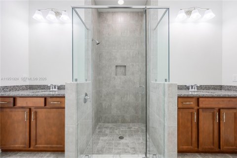 Снять в аренду таунхаус в Уэстлейк, Флорида 3 спальни, 155.8м2, № 2006414 - фото 26