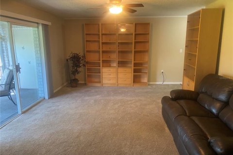 Condo in Saint Petersburg, Florida, 3 bedrooms  № 1841794 - photo 30