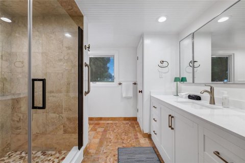 House in Orlando, Florida 4 bedrooms, 210.98 sq.m. № 2210906 - photo 24