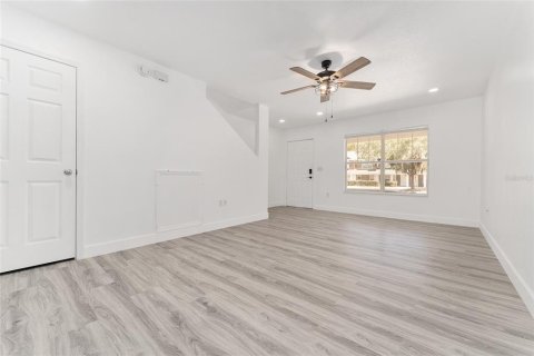 Condo in Gainesville, Florida, 2 bedrooms  № 1884937 - photo 10