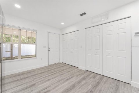 Condo in Gainesville, Florida, 2 bedrooms  № 1884937 - photo 17