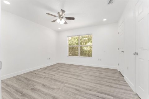 Condo in Gainesville, Florida, 2 bedrooms  № 1884937 - photo 25