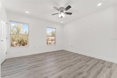 Condo in Gainesville, Florida, 2 bedrooms  № 1884937 - photo 21