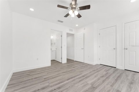 Condo in Gainesville, Florida, 2 bedrooms  № 1884937 - photo 22