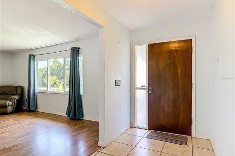 Casa en venta en Deltona, Florida, 3 dormitorios, 167.97 m2 № 2156483 - foto 13