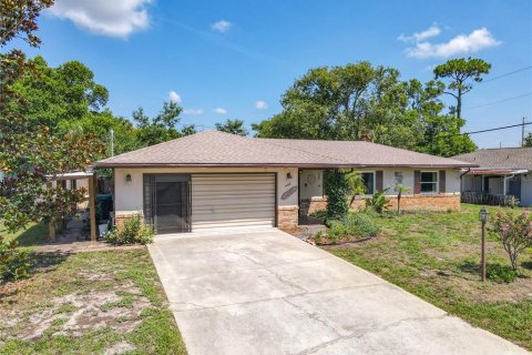 Casa en venta en Deltona, Florida, 3 dormitorios, 167.97 m2 № 2156483 - foto 11