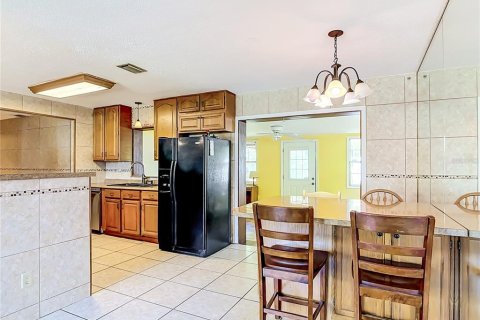 Casa en venta en Deltona, Florida, 3 dormitorios, 167.97 m2 № 2156483 - foto 20