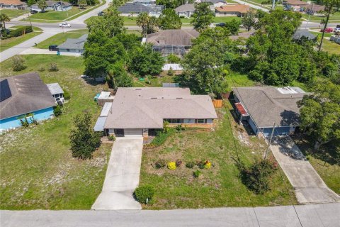 Casa en venta en Deltona, Florida, 3 dormitorios, 167.97 m2 № 2156483 - foto 4