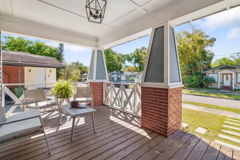 Villa ou maison à vendre à Tampa, Floride: 2 chambres, 105.91 m2 № 2096373 - photo 6