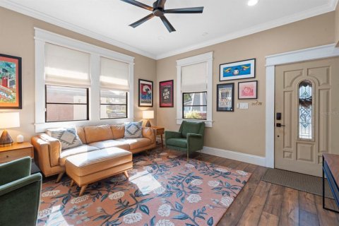Villa ou maison à vendre à Tampa, Floride: 2 chambres, 105.91 m2 № 2096373 - photo 10