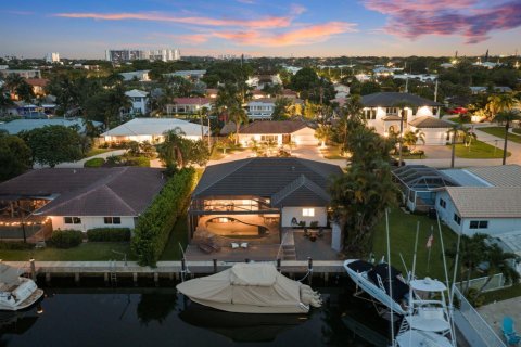 Villa ou maison à louer à Boca Raton, Floride: 3 chambres, 151.06 m2 № 2355393 - photo 4