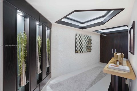 Condo in Miami Beach, Florida, 2 bedrooms  № 1486083 - photo 7