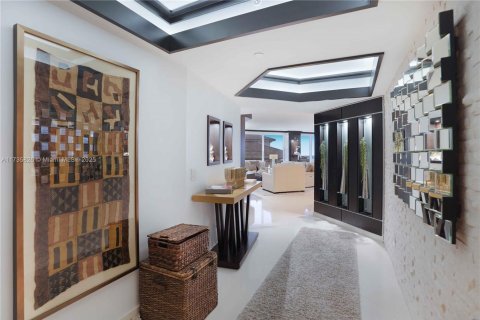 Condo in Miami Beach, Florida, 2 bedrooms  № 1486083 - photo 6