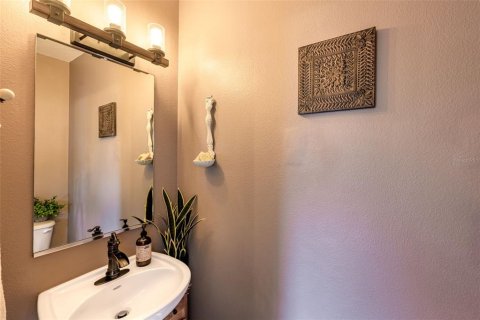 Townhouse in Bradenton, Florida 3 bedrooms, 124.77 sq.m. № 2378114 - photo 12