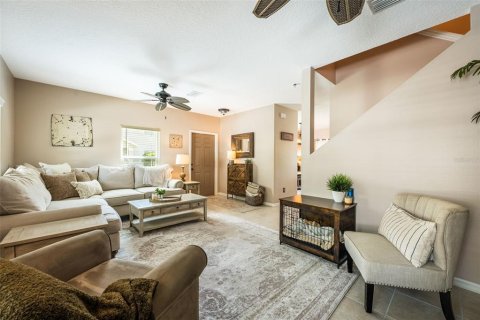 Townhouse in Bradenton, Florida 3 bedrooms, 124.77 sq.m. № 2378114 - photo 7