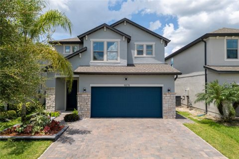 Casa en alquiler en Orlando, Florida, 4 dormitorios, 232.72 m2 № 1910373 - foto 1