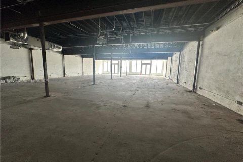 Propiedad comercial en venta en Hollywood, Florida № 1710450 - foto 13
