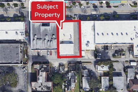 Propiedad comercial en venta en Hollywood, Florida № 1710450 - foto 14
