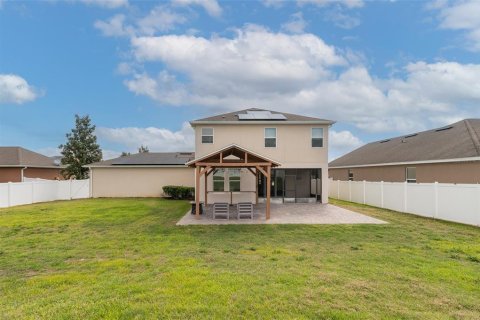 House in Apopka, Florida 4 bedrooms, 242.66 sq.m. № 1637716 - photo 3