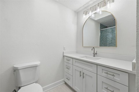 House in Saint Petersburg, Florida 2 bedrooms, 149.02 sq.m. № 2230019 - photo 26