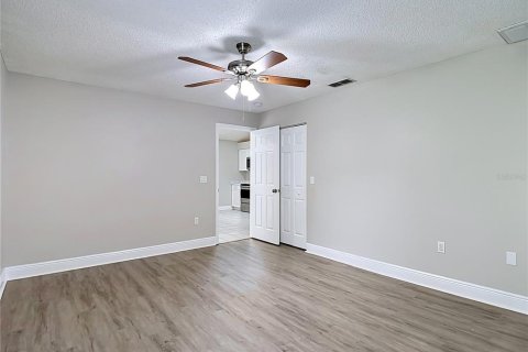 Casa en venta en New Port Richey, Florida, 3 dormitorios, 120.03 m2 № 2221778 - foto 10