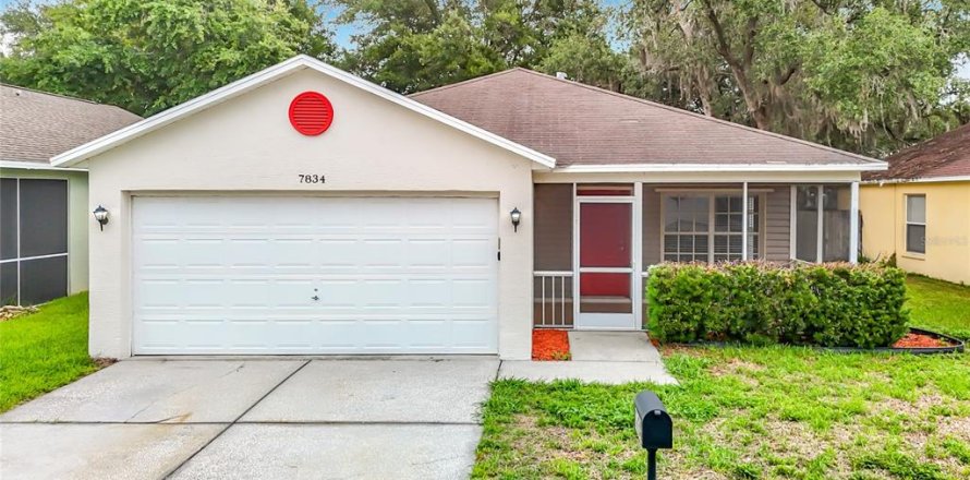 Casa en New Port Richey, Florida 3 dormitorios, 120.03 m2 № 2221778