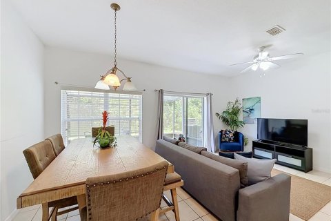 Townhouse in Kissimmee, Florida 4 bedrooms, 142.7 sq.m. № 2225047 - photo 21