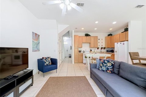 Townhouse in Kissimmee, Florida 4 bedrooms, 142.7 sq.m. № 2225047 - photo 20