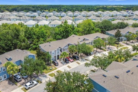 Townhouse in Kissimmee, Florida 4 bedrooms, 142.7 sq.m. № 2225047 - photo 2