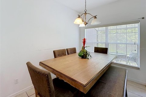 Townhouse in Kissimmee, Florida 4 bedrooms, 142.7 sq.m. № 2225047 - photo 22