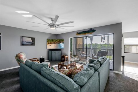 Condo in Punta Gorda, Florida, 2 bedrooms  № 1911542 - photo 6