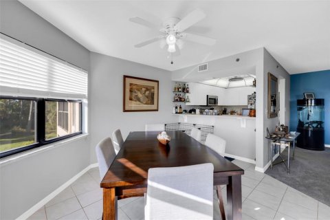 Condo in Punta Gorda, Florida, 2 bedrooms  № 1911542 - photo 13