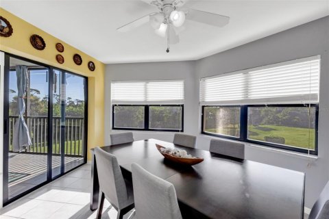 Condo in Punta Gorda, Florida, 2 bedrooms  № 1911542 - photo 12