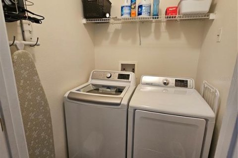 Condo in Bradenton, Florida, 2 bedrooms  № 1846492 - photo 23