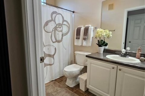 Condo in Bradenton, Florida, 2 bedrooms  № 1846492 - photo 22