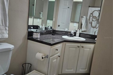 Condo in Bradenton, Florida, 2 bedrooms  № 1846492 - photo 13