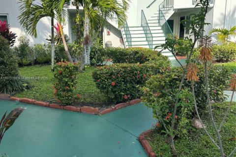 Condo in Miami, Florida, 1 bedroom  № 2035769