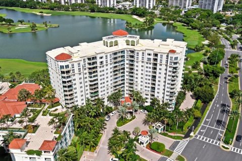 Condominio en alquiler en Aventura, Florida, 3 dormitorios, 156.82 m2 № 1948137 - foto 5