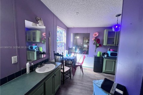 Casa en venta en Clewiston, Florida, 3 dormitorios, 130.43 m2 № 2031720 - foto 16