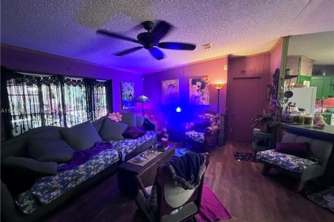 Casa en venta en Clewiston, Florida, 3 dormitorios, 130.43 m2 № 2031720 - foto 17