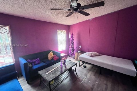 Casa en venta en Clewiston, Florida, 3 dormitorios, 130.43 m2 № 2031720 - foto 15