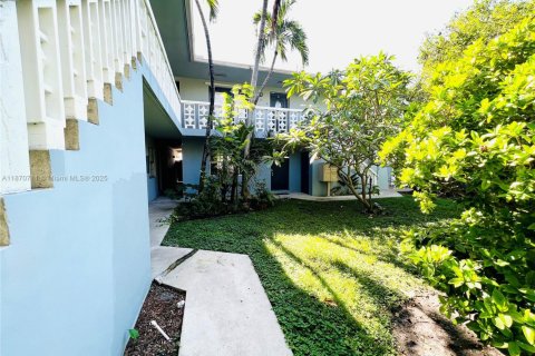 Снять в аренду квартиру в Форт-Лодердейл, Флорида 1 спальня, 65.03м2, № 2006392 - фото 9