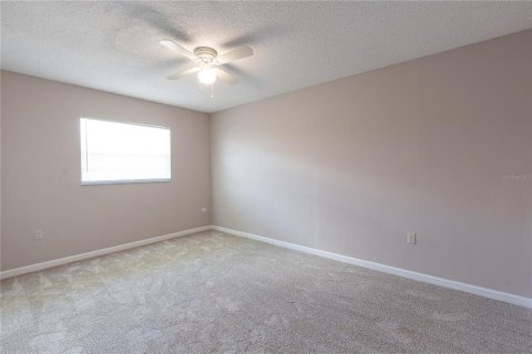 Casa en alquiler en New Port Richey, Florida, 2 dormitorios, 74.41 m2 № 1906499 - foto 11