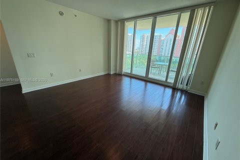 Снять в аренду квартиру в Авентура, Флорида 2 спальни, 130.06м2, № 2041768 - фото 8