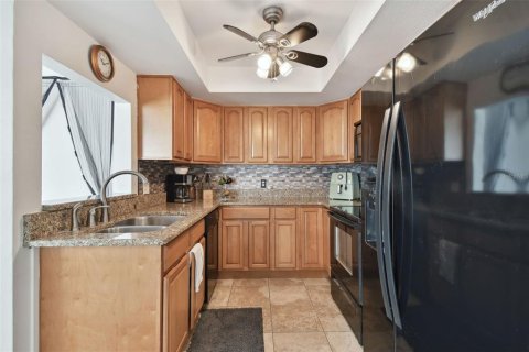 Condo in Land O' Lakes, Florida, 2 bedrooms  № 1791559 - photo 19