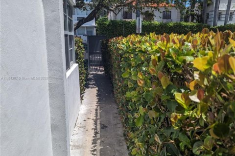 Copropriété à louer à Miami Beach, Floride: 1 chambre, 40.51 m2 № 1889485 - photo 19