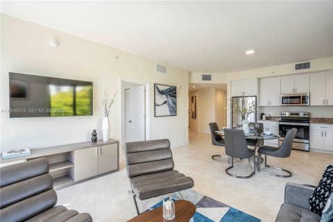 Apartment in Coral Gables, Florida 3 bedrooms, 136.1 sq.m. № 1994452 - photo 6